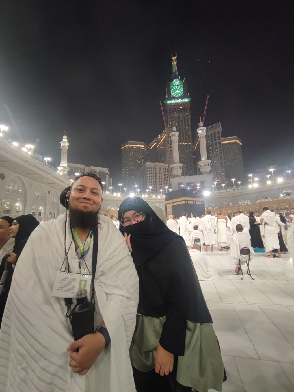 Tegar with a companion at Masjid al-Haram in Makkah.